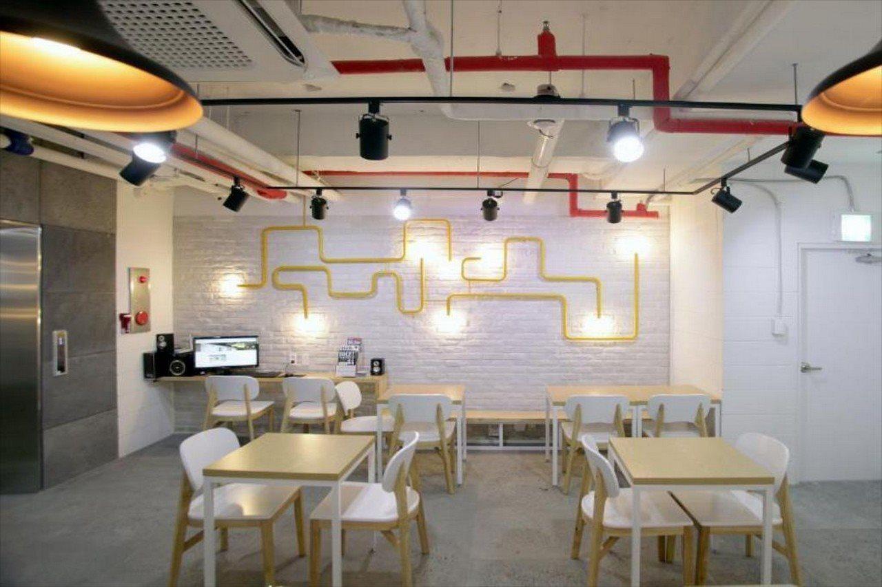 K-Pop Hotel Seoul Tower Bagian luar foto
